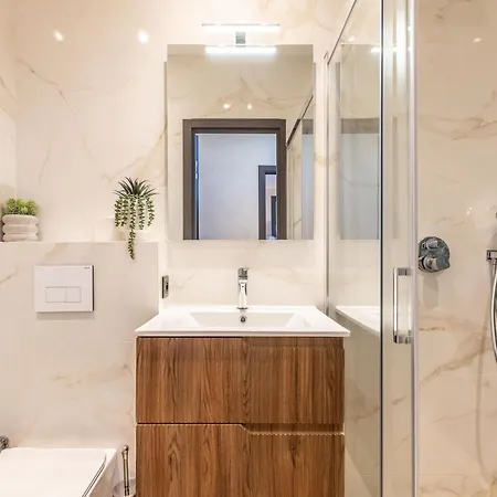 Apartment Bliss Triplex - Hyper Centre - Sauna - Bbq - Jacuzzi - Lracannes *