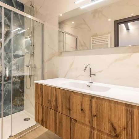 Apartment Bliss Triplex - Hyper Centre - Sauna - Bbq - Jacuzzi - Lracannes