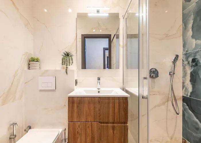 شقة Bliss Triplex - Hyper Centre - Sauna - Bbq - Jacuzzi - Lracannes *